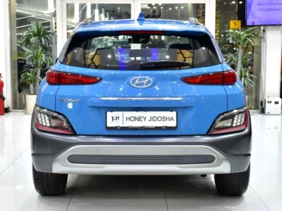 2023 Hyundai Kona SE 4 Cylinder Petrol Engine Blue Black Crossover GCC Specs