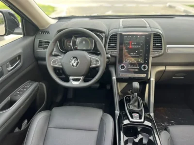2024 Renault Koleos LE 2.5 Liters 4 Cylinders Petrol Engine Black SUV GCC Specs