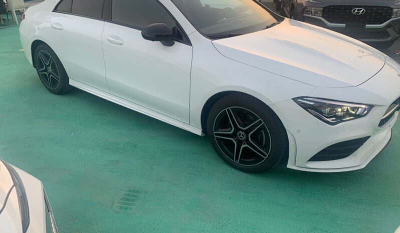 2023 Mercedes-Benz CLA 200 1.3 Litres 4-cylinder Petrol Engine White Red Sedan FWD