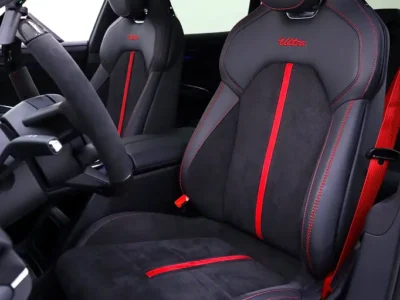 2025 XIAOMI SU7 ULTRA FULLY LOADED Electric Vehicle White Black Sedan CARBON EXT / INT