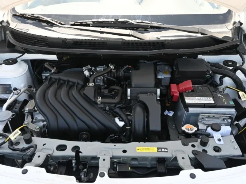 2025 Nissan Sunny 1.5 Litres 4 Cylinder Petrol Engine BASIC White Grey Sedan