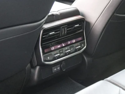 2025 TOYOTA LANDCRUISER 4.0 Litres VX 6 Cylinder Petrol Engine Black SUV GCC Specs