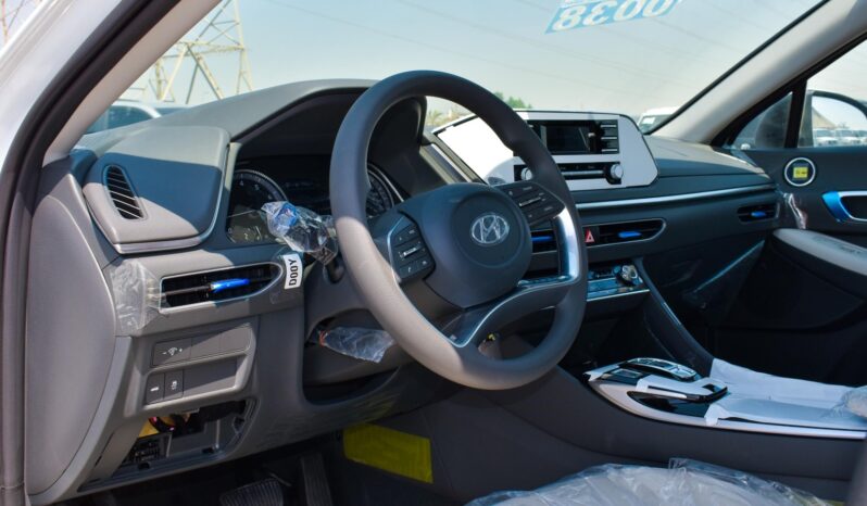 2024 Hyundai Sonata 2.5 Litres Turbocharged 4 Cylinder Petrol Engine White Beige Sedan FWD