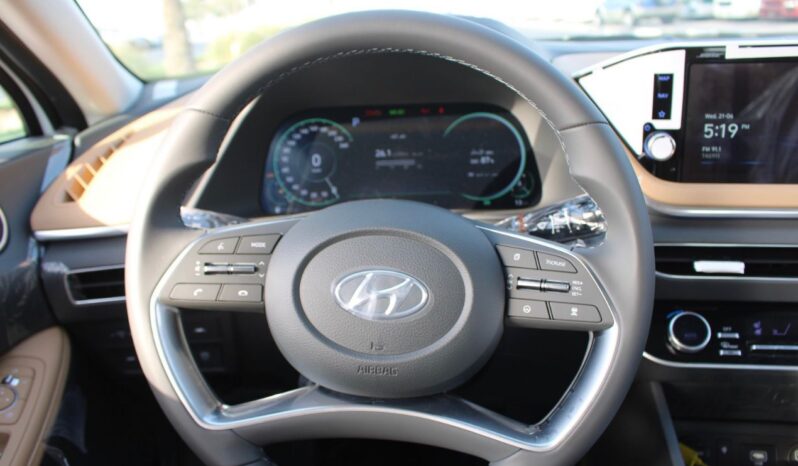 2024 Hyundai Sonata 2.5 Litres Turbocharged 4 Cylinder Petrol Engine White Tan Sedan FWD