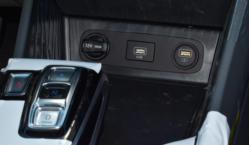 2024 Hyundai Sonata 2.5 Litres Turbocharged 4 Cylinder Petrol Engine White Beige Sedan FWD