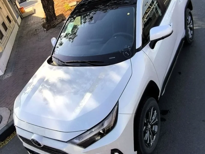 2025 Toyota RAV4 2.0 Litres 4 Cylinder Petrol Engine FULL OPTION White Black SUV