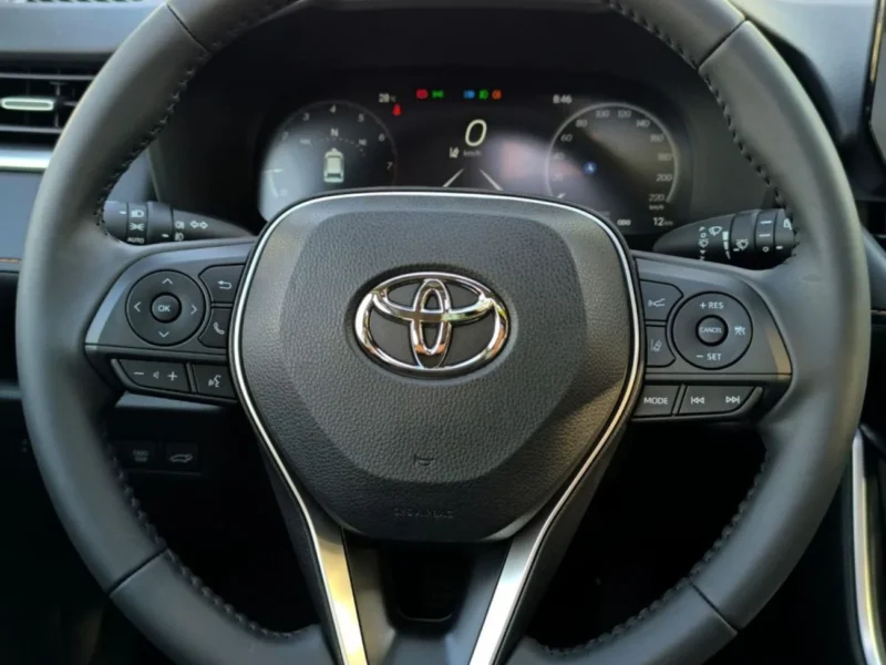 2025 Toyota RAV4 2.0 Litres 4 Cylinder Petrol Engine FULL OPTION White Black SUV