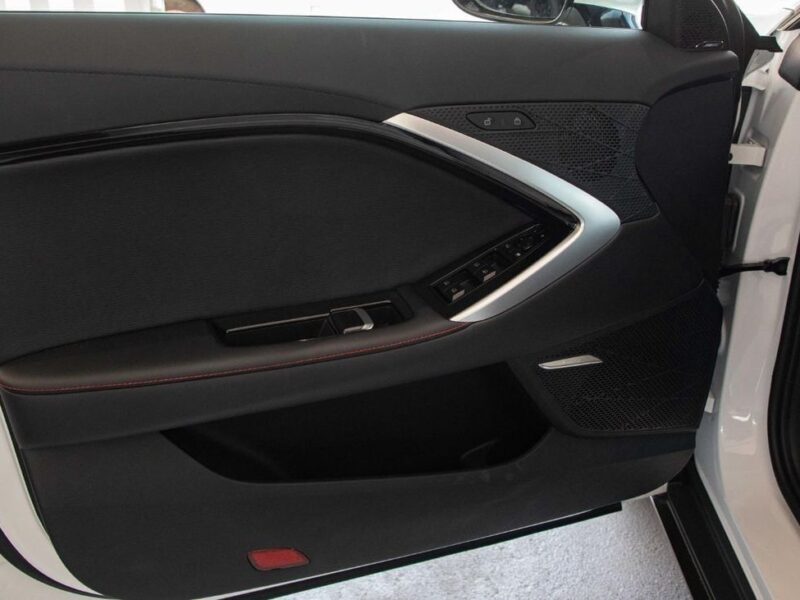 2025 MG 7 1.5 Litres Turbo 4 Cylinder Petrol Engine Elegance Edition White Black Sedan