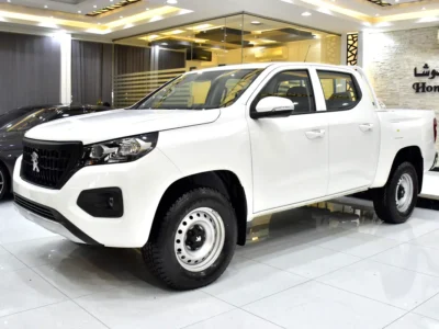 2023 Peugeot Landtrek DC 4X4 4 Cylinder Petrol Engine White Black Pick Up Truck GCC