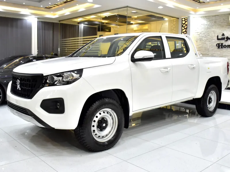 2023 Peugeot Landtrek DC 4X4 4 Cylinder Petrol Engine White Black Pick Up Truck GCC