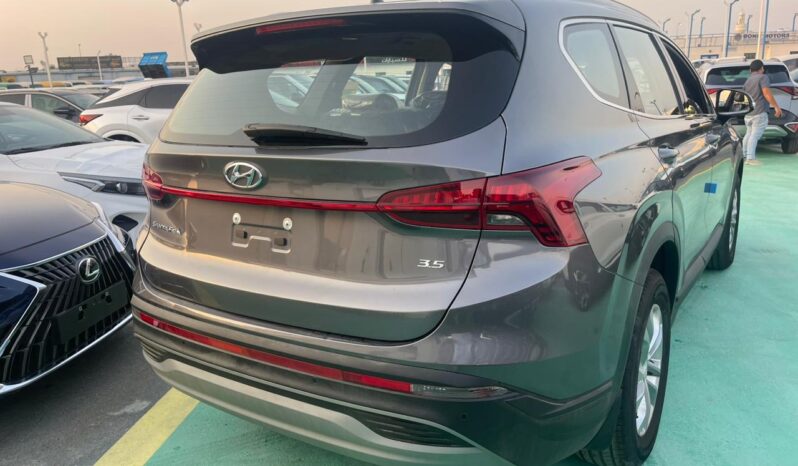 2023 Hyundai Santa Fe 2.5 Litres 4-Cylinder Petrol Engine Grey SUV GCC Specs FWD