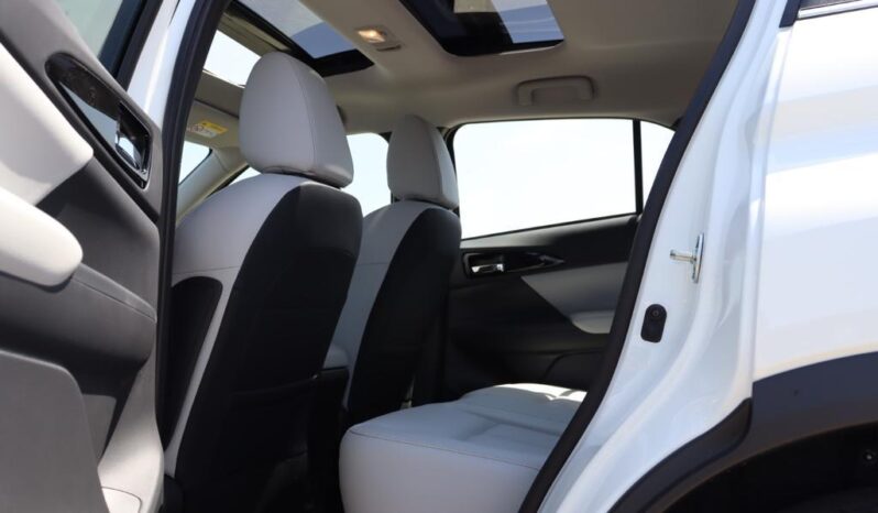 2024 Mitsubishi Eclipse Cross 1.5 Litres 4 Cylinder Petrol Engine White Beige SUV AWD