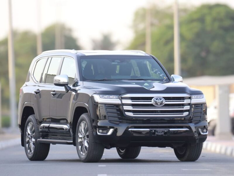 2025 TOYOTA LANDCRUISER 4.0 Litres VX 6 Cylinder Petrol Engine Black SUV GCC Specs