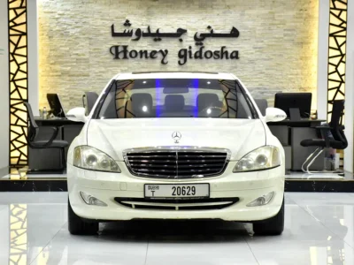 2008 Mercedes-Benz S-Class S 550 8 Cylinder Petrol Engine White Black Sedan