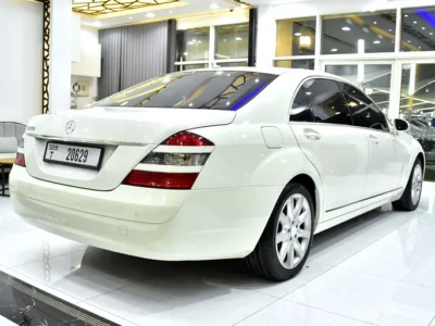 2008 Mercedes-Benz S-Class S 550 8 Cylinder Petrol Engine White Black Sedan