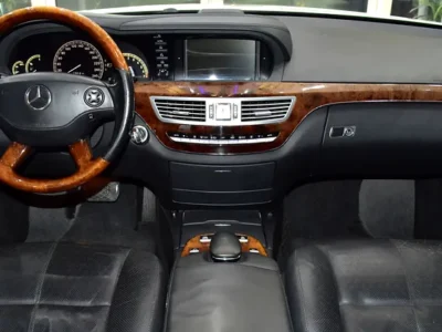 2008 Mercedes-Benz S-Class S 550 8 Cylinder Petrol Engine White Black Sedan