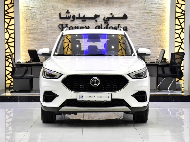 2023 MG ZS Comfort 4 Cylinder Petrol Engine White Black Crossover GCC Specs