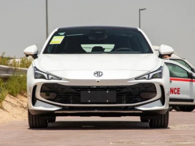 2025 MG 7 1.5 Litres Turbo 4 Cylinder Petrol Engine Elegance Edition White Black Sedan