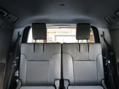 2025 TOYOTA LANDCRUISER 4.0 Litres VX 6 Cylinder Petrol Engine Black SUV GCC Specs