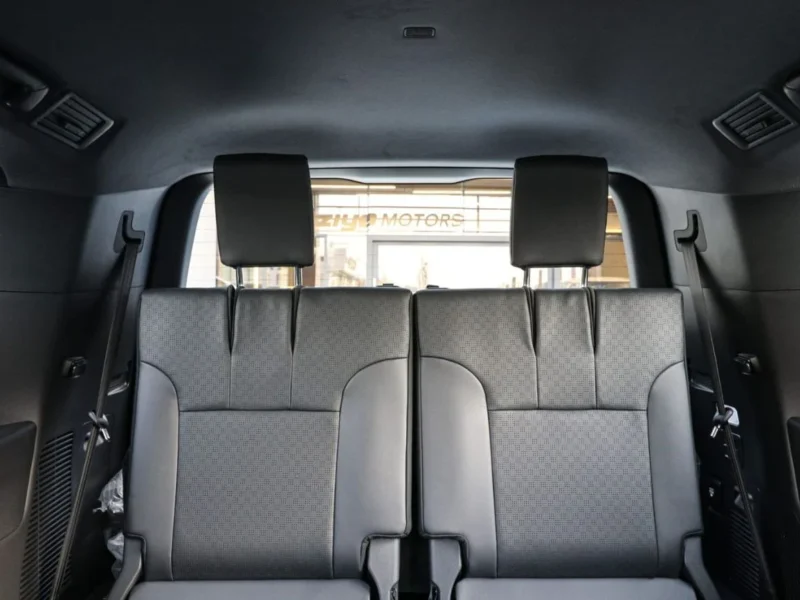 2025 TOYOTA LANDCRUISER 4.0 Litres VX 6 Cylinder Petrol Engine Black SUV GCC Specs