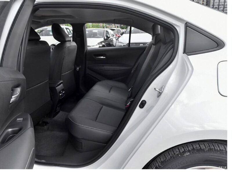 2025 Toyota Corolla XLI Hybrid 1.8L Hybrid 4 Cylinder Engine White Black Sedan