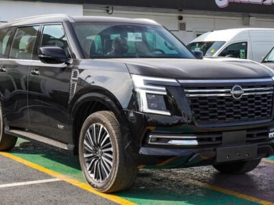 2025 Nissan Patrol Platinum 3.5-liter V6 Twin-Turbo Engine Black Burgundy SUV GCC Specs