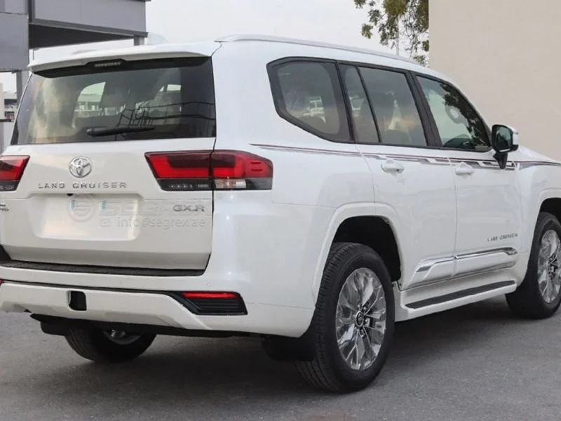 2026 Toyota Land Cruiser GXR 3.5L 6 Cylinders Petrol Engine White Black SUV GCC Specs