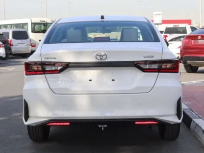 2026 Toyota Yaris Petrol AT 1.5L 4 Cylinders Petrol Engine White Beige Sedan FWD GCC