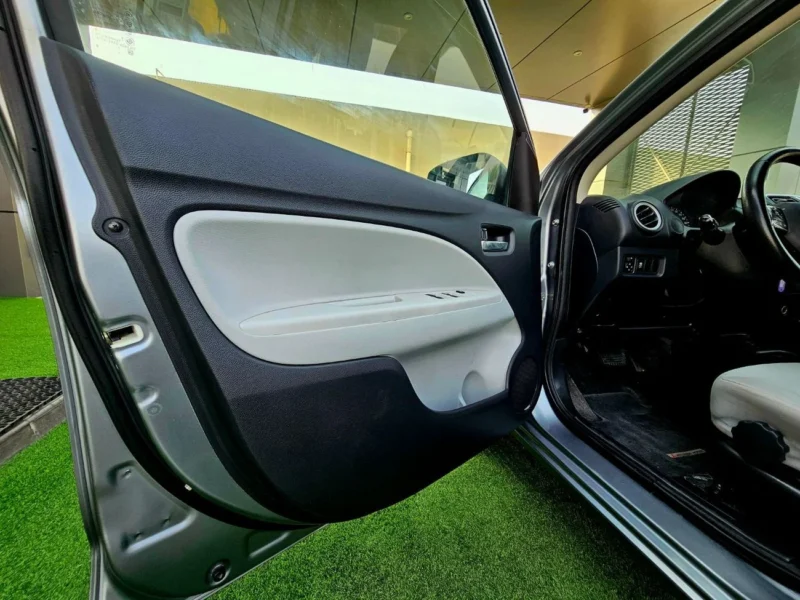 2021 Mitsubishi ATTRAGE 1.2L 3 Cylinder Petrol Engine Grey Beige Sedan GCC