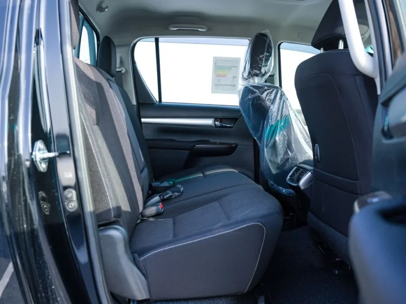 2026 Toyota Hilux 6 Cylinder Petrol Engine Black Pick Up Truck GCC Specs