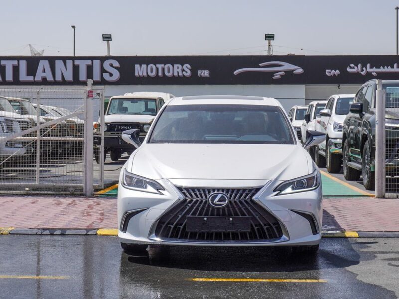 2025 Lexus ES300h 2.5L Hybrid 4 Cylinders Engine White Tan Sedan GCC Specs