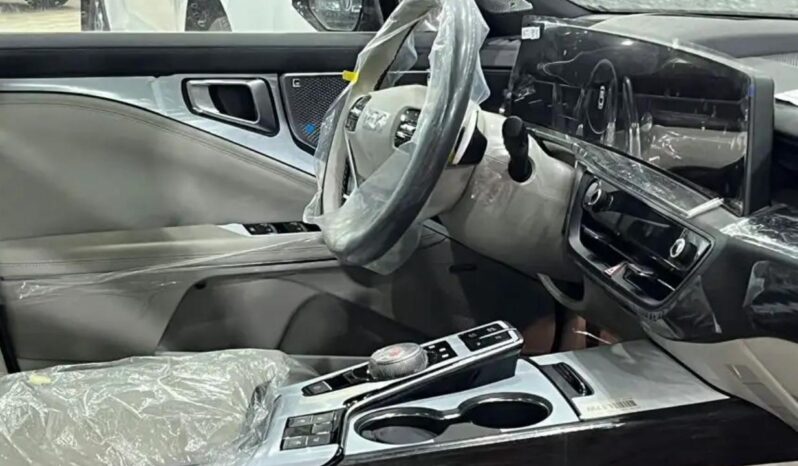 2024 Kia K8 3.5-liter V6 Petrol Engine Green Tan Sedan FWD GCC Specs