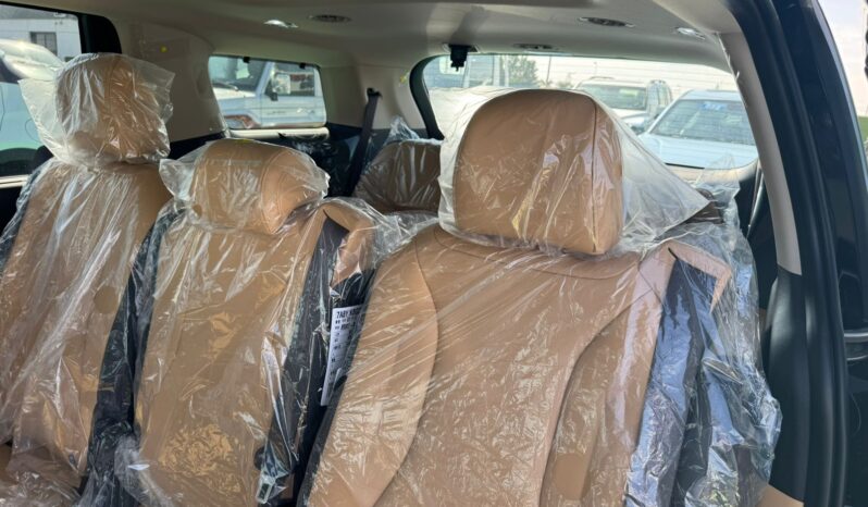 2024 Kia Carnival 3.5 Litre V6 Petrol Engine Black Tan MPV FWD GCC Specs