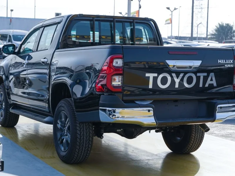 2026 Toyota Hilux 6 Cylinder Petrol Engine Black Pick Up Truck GCC Specs