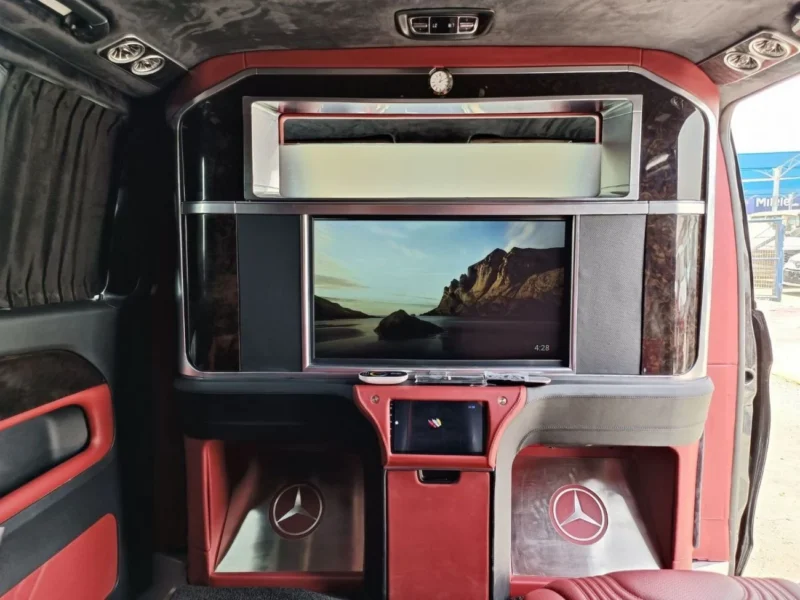 2022 Mercedes-Benz Vito V250 VITO VIP SEATS 2.0L 4 Cylinder PETROL Black Red Van