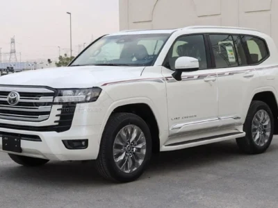 2026 Toyota Land Cruiser GXR 3.5L 6 Cylinders Petrol Engine White Black SUV GCC Specs