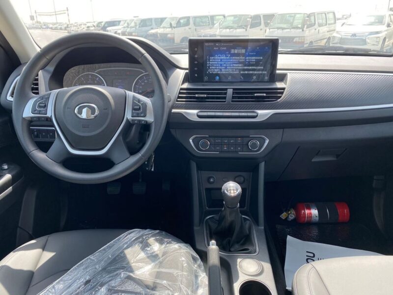 2025 Great Wall Wingle7 V4 2.4L Petrol White Black Pick Up Truck RWD Manual GCC