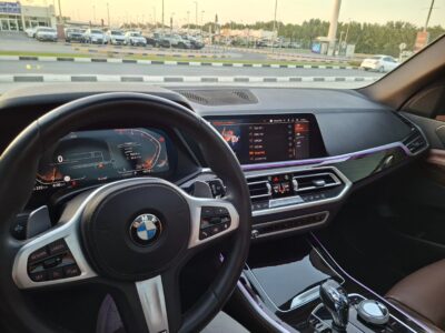 2020 BMW X5 Black Edition 3.0-liter Inline 6-cylinder TwinPower Turbo Engine Black Brown SUV