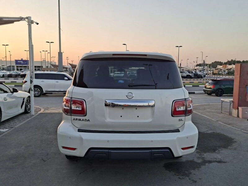 2019 Nissan Armada 5.6-liter V8 Petrol Engine White Black SUV American Specs