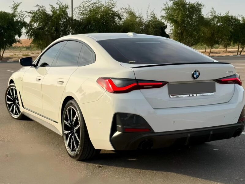 2023 BMW 420i 2.0-liter Turbocharged 4-Cylinder Engine White Red Coupe GCC
