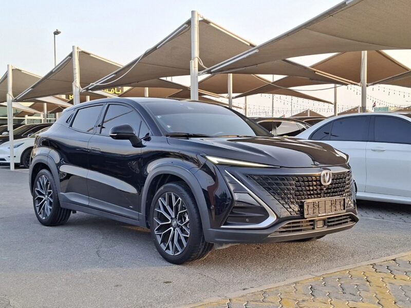 2023 Changan UNI-T 1.5-liter turbocharged 4-cylinder Engine Black Red SUV GCC