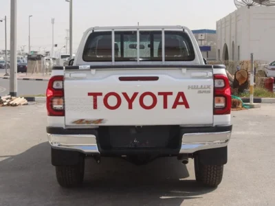 2026 Toyota Hilux DC 2.7L 4 Cylinders Petrol Engine White Red Pick Up Truck 4WD