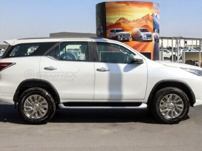2025 Model Toyota Fortuner 4.0L 6 Cylinder Petrol Engine White Beige SUV 4WD GCC
