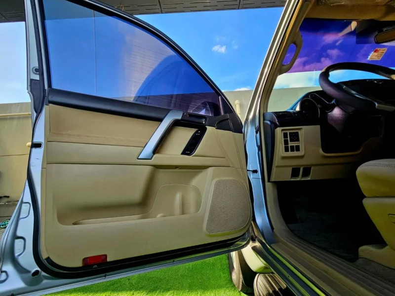 2015 Toyota Prado TXL V6 Petrol Engine 4.0 Litres Silver Beige SUV GCC Specs