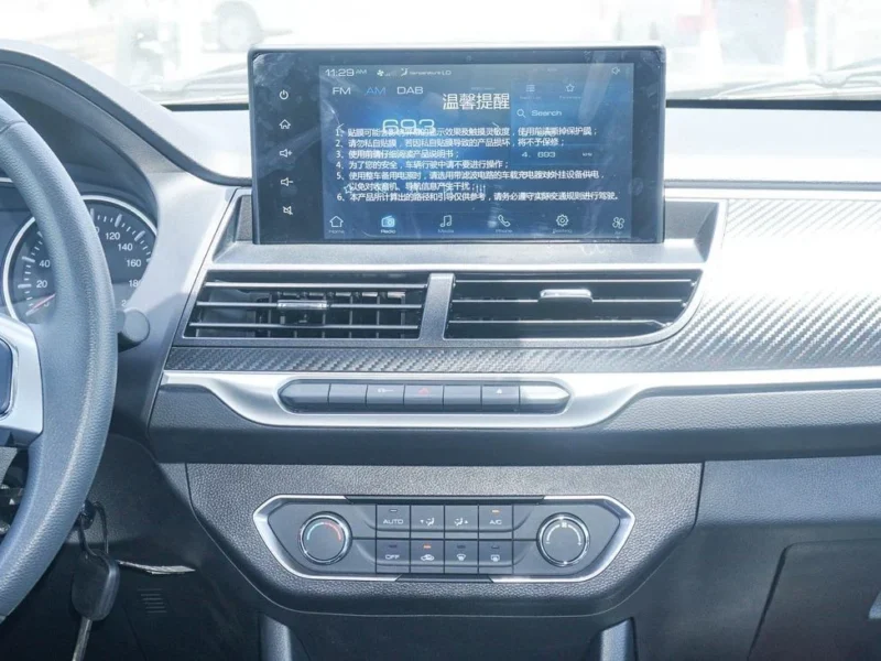 2025 Great Wall Wingle 2.4L 4 Cylinder Petrol Engine White Black Pick Up Truck 4WD