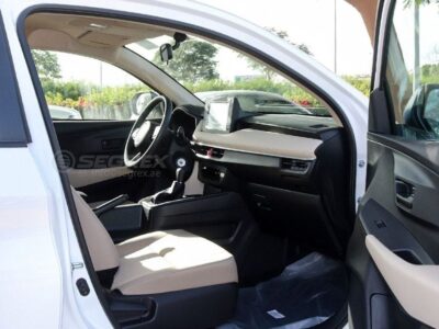 2026 Toyota Yaris Petrol AT 1.5L 4 Cylinders Petrol Engine White Beige Sedan FWD GCC