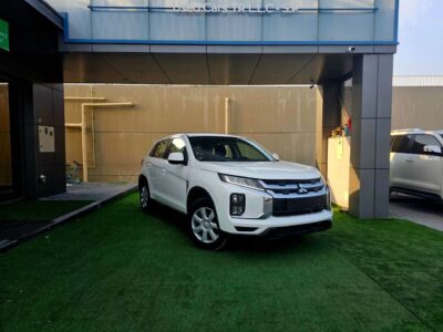 2022 Mitsubishi ASX GCC Specs GLX 2.0 Litres V4 Petrol Engine White Grey SUV