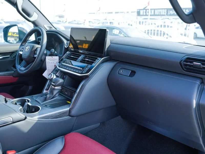 2026 Toyota Land Cruiser 3.5L V6 Twin-Turbo Petrol Engine White Red SUV GCC