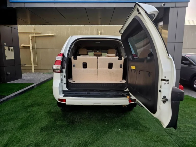 2014 Toyota Prado TXL V6 Petrol Engine 4.0 Litres White Beige SUV GCC Specs