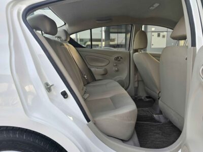 2022 Nissan Sunny SV GCC Specs 1.5 Litres V4 Petrol Engine White Beige Sedan
